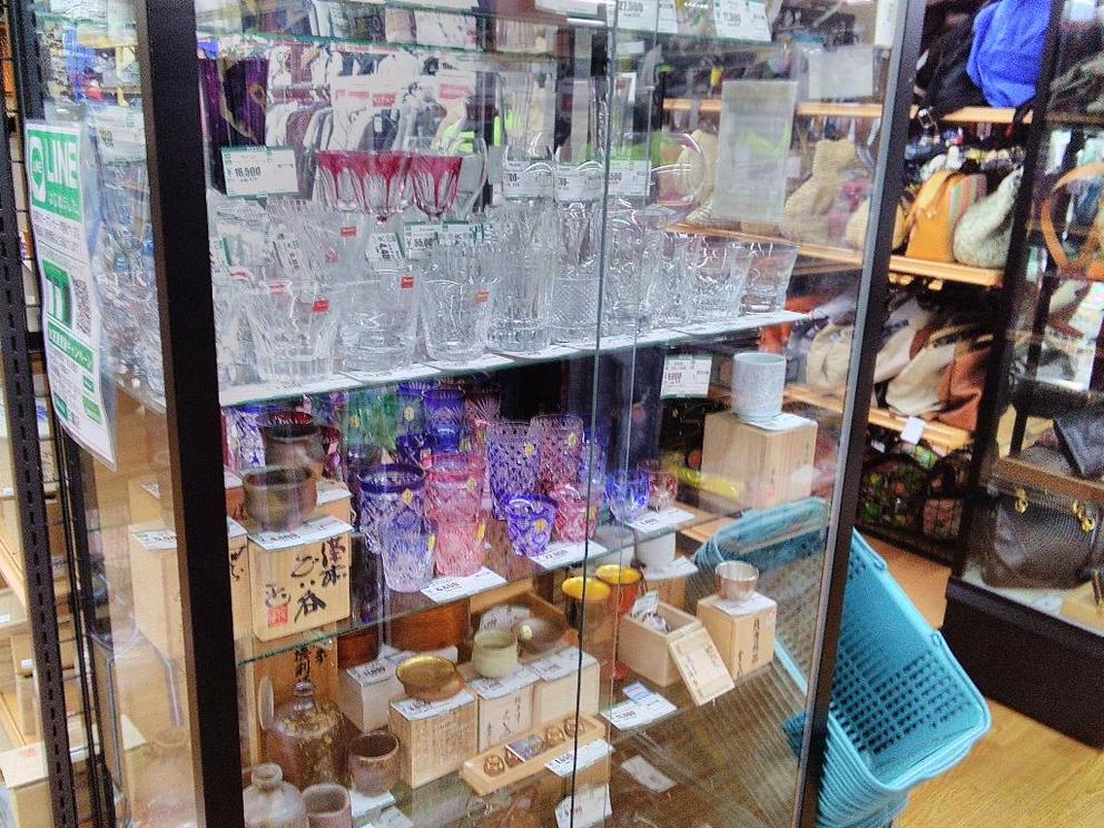 オフハウス三鷹店 中古品の買取 販売ならハードオフ 楽器 家電 家具など取扱商品多数のリサイクルショップ